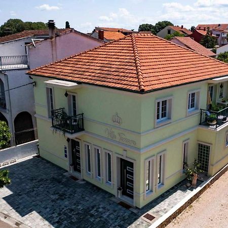 Villa Tamara Biograd Na Moru Exterior foto